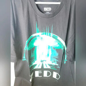 L zedd graphics t shirt
